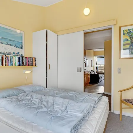 Bad, Lejl, 59 Apartment