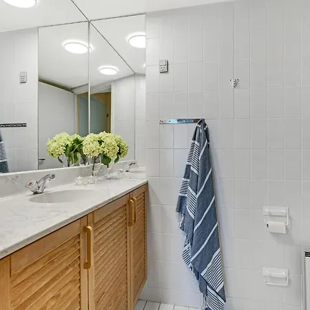 Bad, Lejl, 59 Apartment