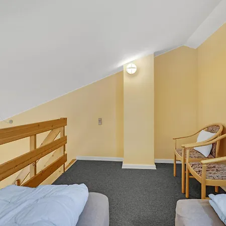 Apartment Bad, Lejl 59